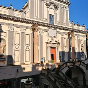 San Gaetano Bed Nápoly